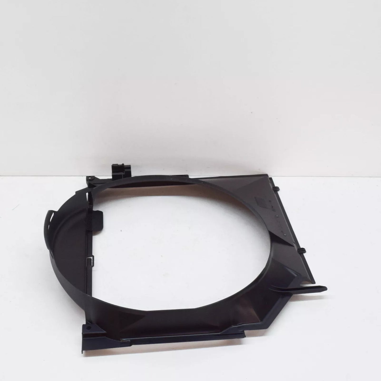 NEW BMW 3 E46 ENGINE COOLING FAN SHROUD 17111436259 2.2 PETROL ORIGINAL