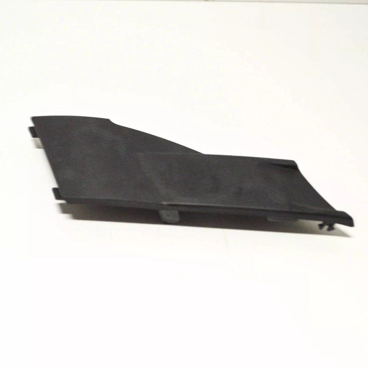 NEW VW SCIROCCO 137 138 FRONT BUMPER TOW EYE COVER 1K8807241A9B9 ORIGINAL