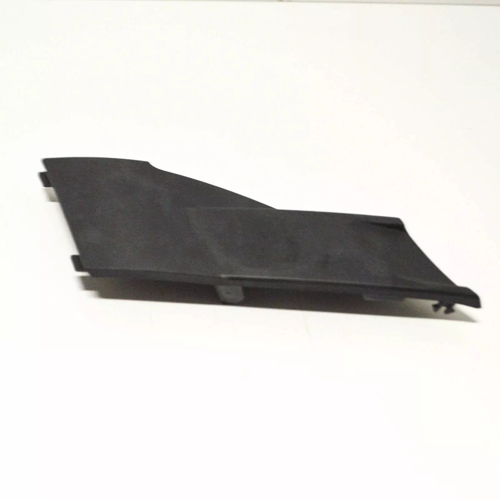 NEW VW SCIROCCO 137 138 FRONT BUMPER TOW EYE COVER 1K8807241A9B9 ORIGINAL