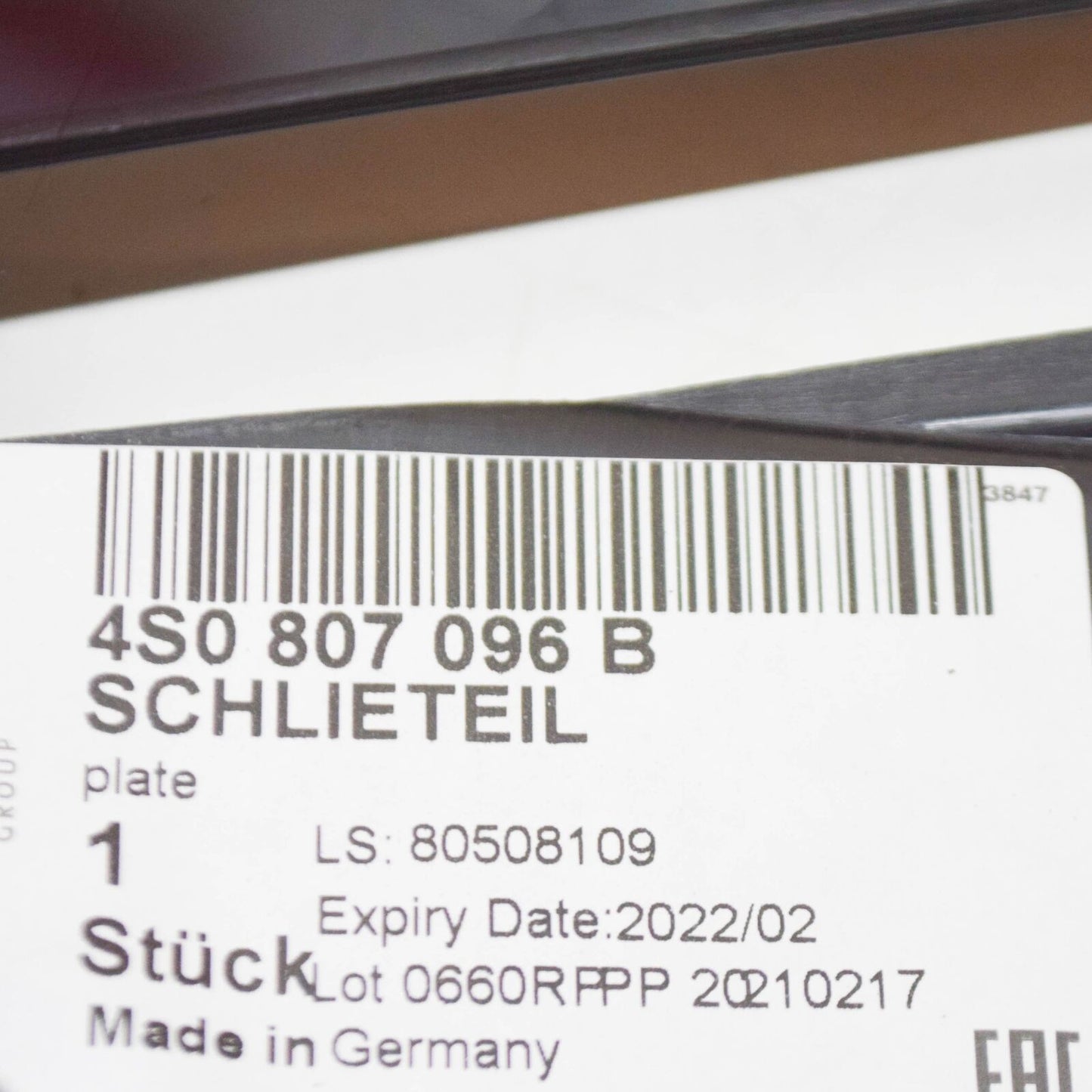 NEW AUDI R8 4S3 FRONT BUMPER RIGHT CORNER 4S0807096B ORIGINAL