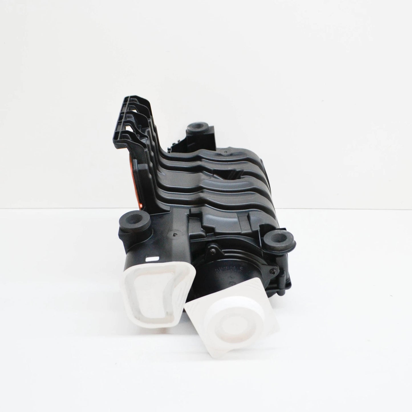 NEW MERCEDES-BENZ C-CLASS W205 AIR FILTER BOX A2740900001