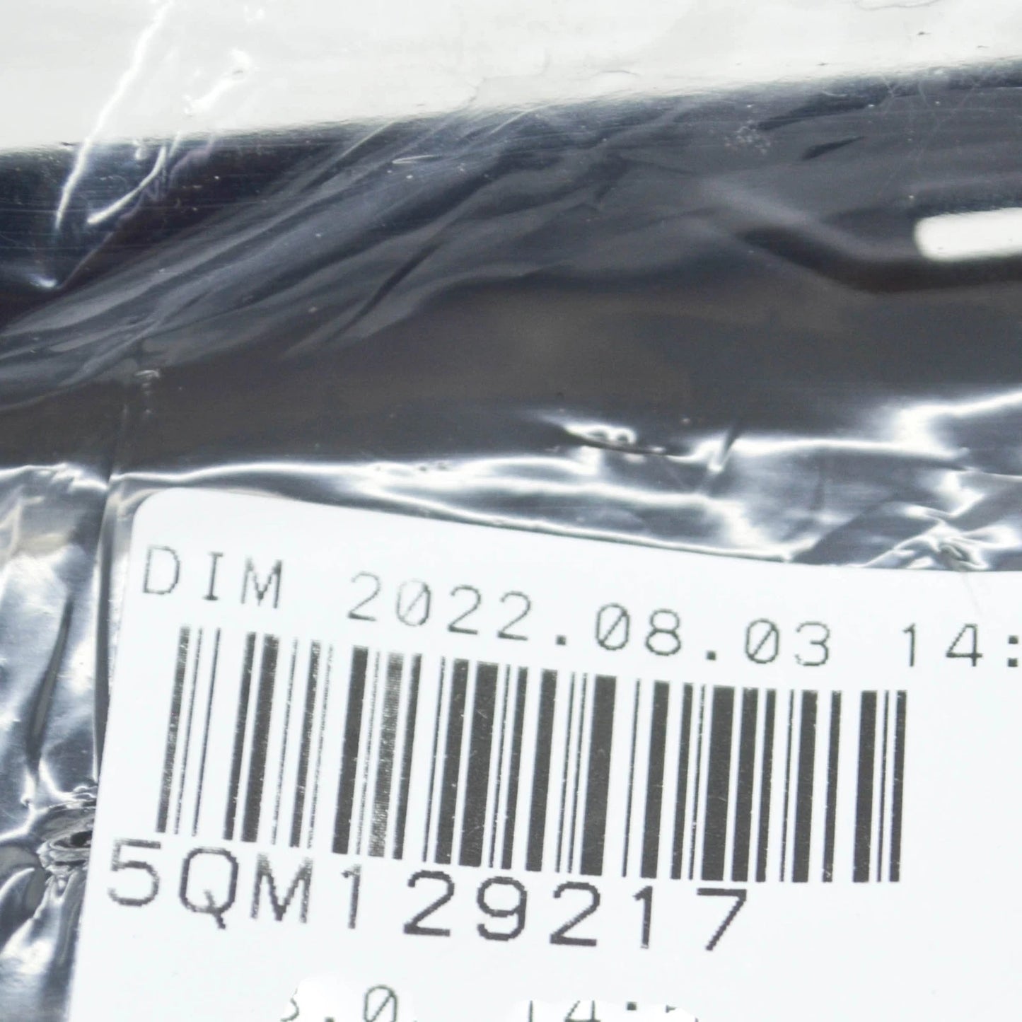 NEW VOLKSWAGEN TIGUAN AD AIR INTAKE TUBE HOSE 5QM129217