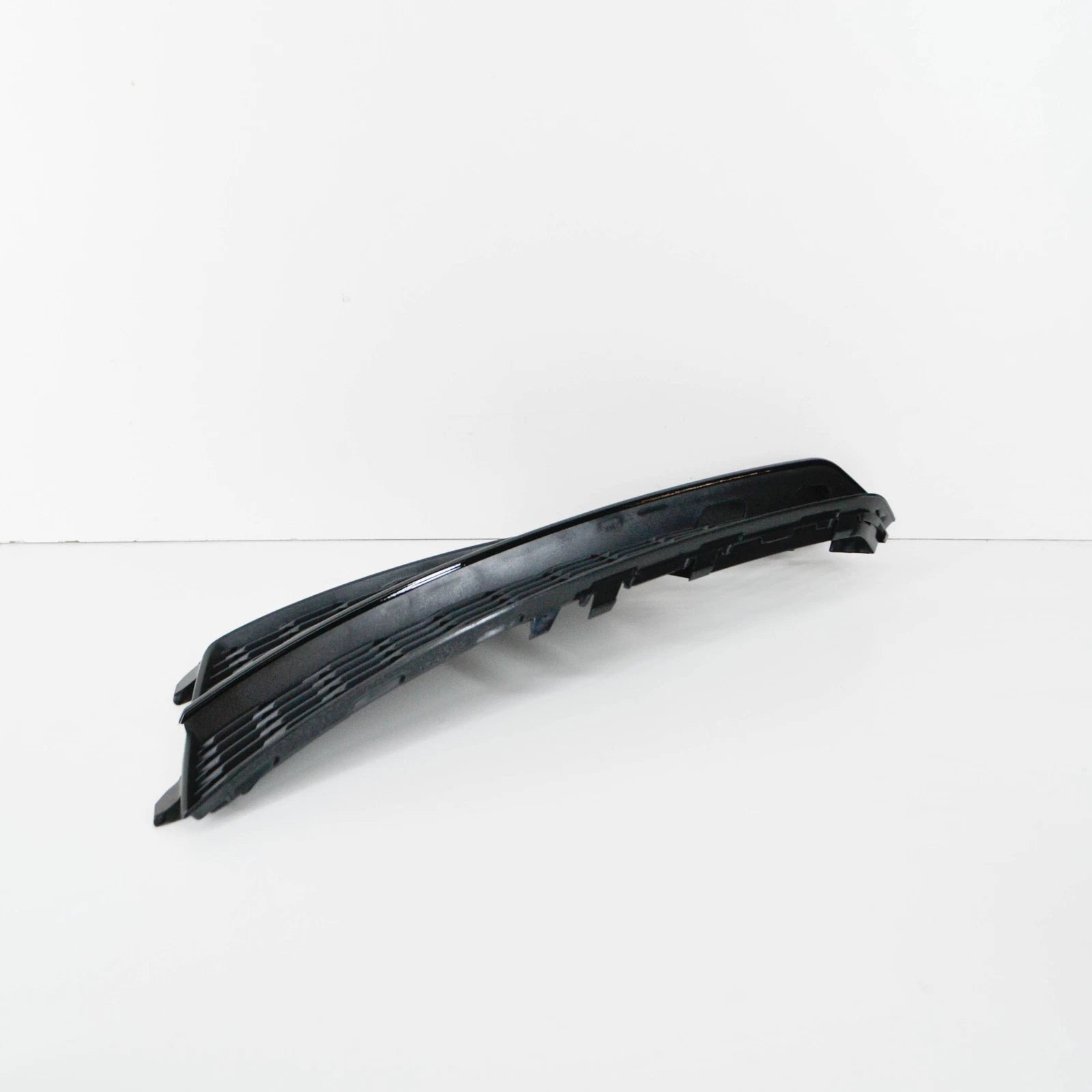 NEW AUDI A6 C7 FRONT BUMPER RIGHT AIR GUIDE GRILLE 4G0807648BBMT ORIGINAL