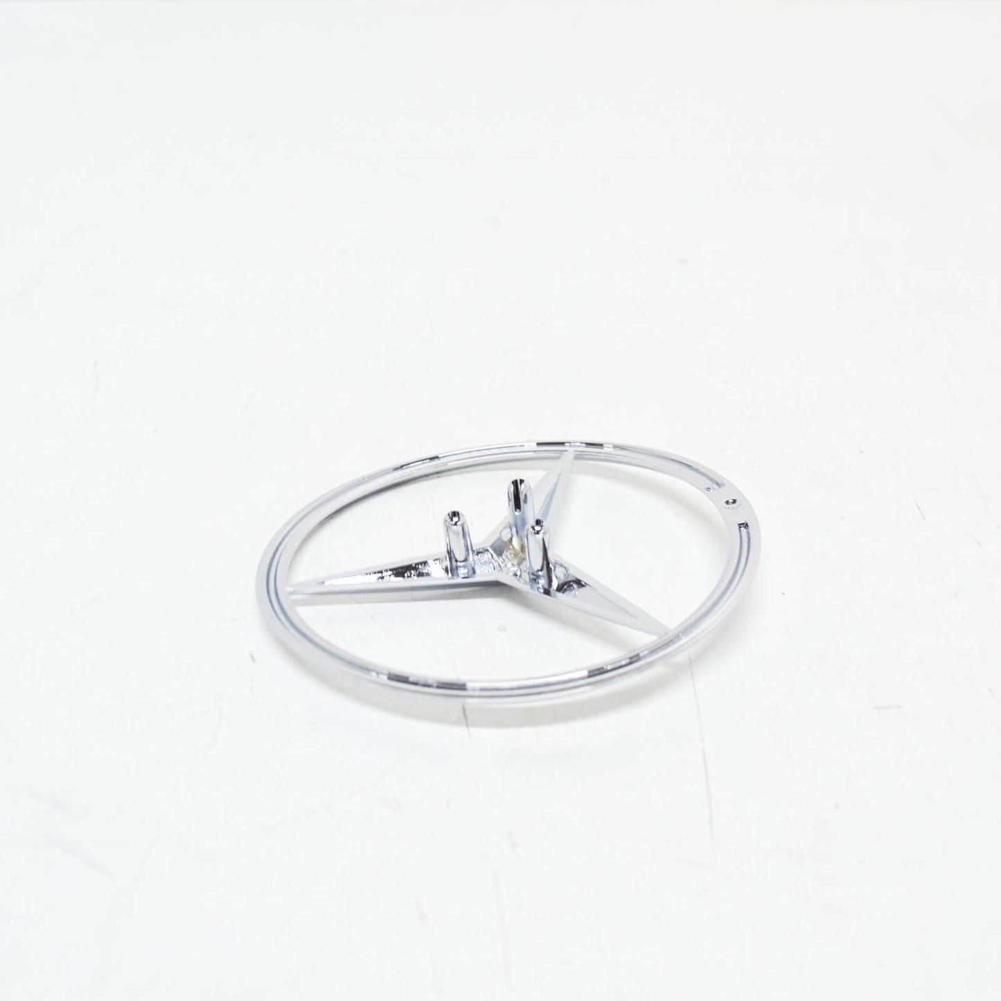 NEW MERCEDES BENZ SL R230 REAR EMBLEM LOGO BADGE A2307580058 ORIGINAL