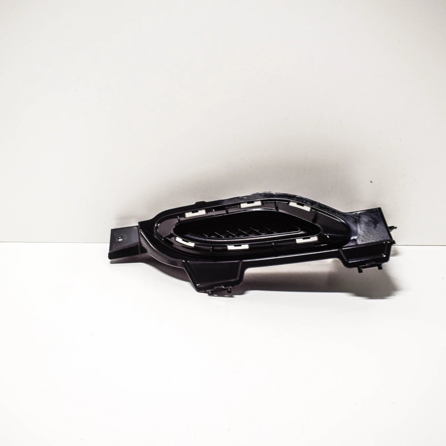 NEW MERCEDES-BENZ C W205 REAR EXHAUST RIGHT TAIL TIP TRIM A2058850456 ORIGINAL