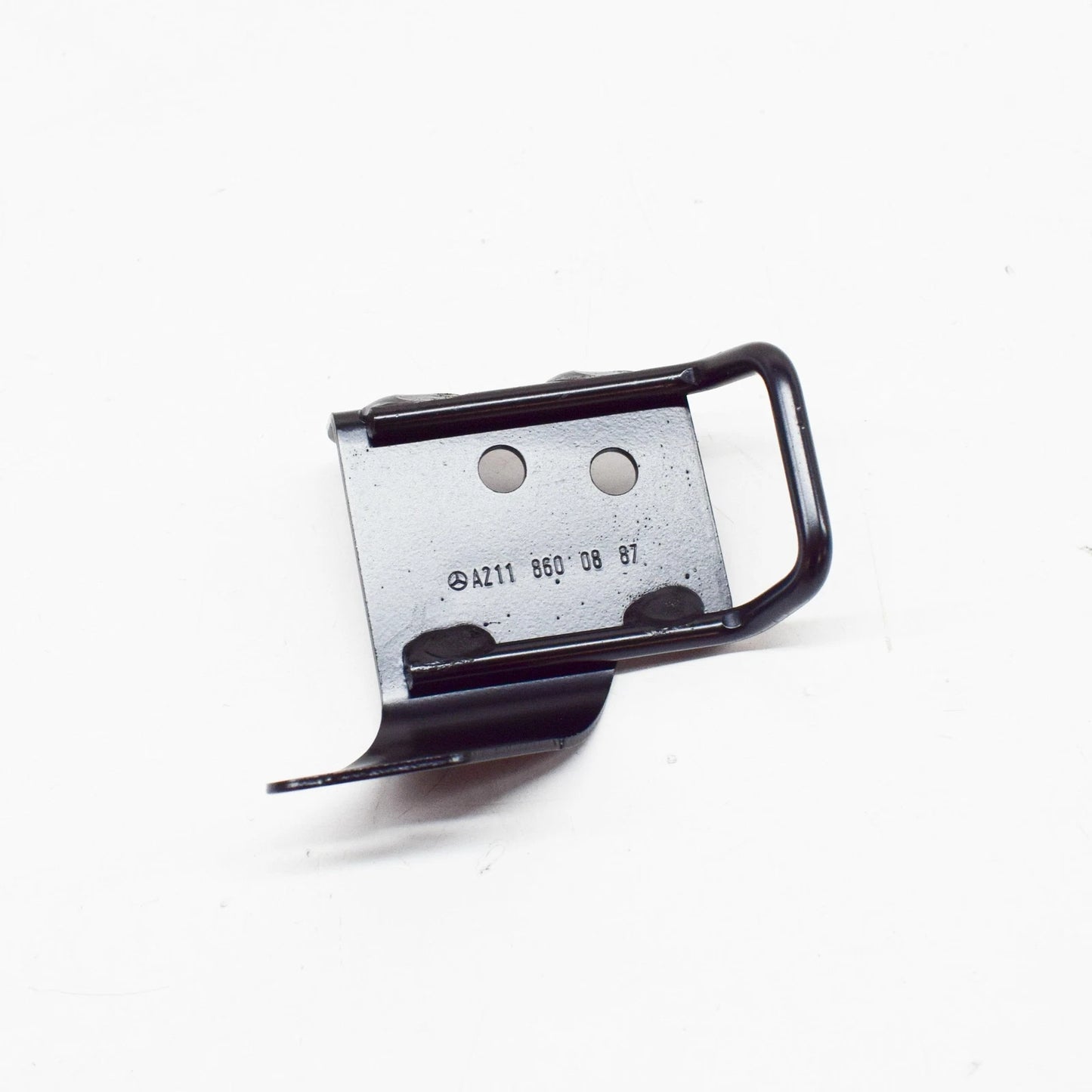 NEW MB E W211 REAR RIGHT OUTSIDE ISOFIX CHILD SEAT ANCHORAGE A2118600887