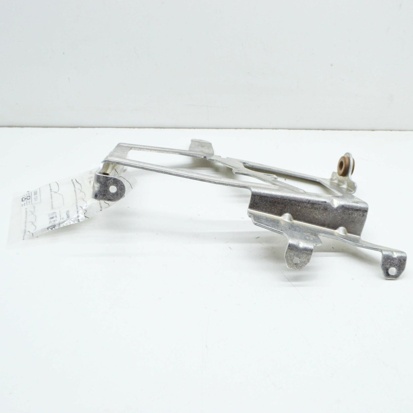 NEW AUDI A8 4H LEFT AUXILIARY RADIATOR HOLDER BRACKET 4H0121239B ORIGINAL