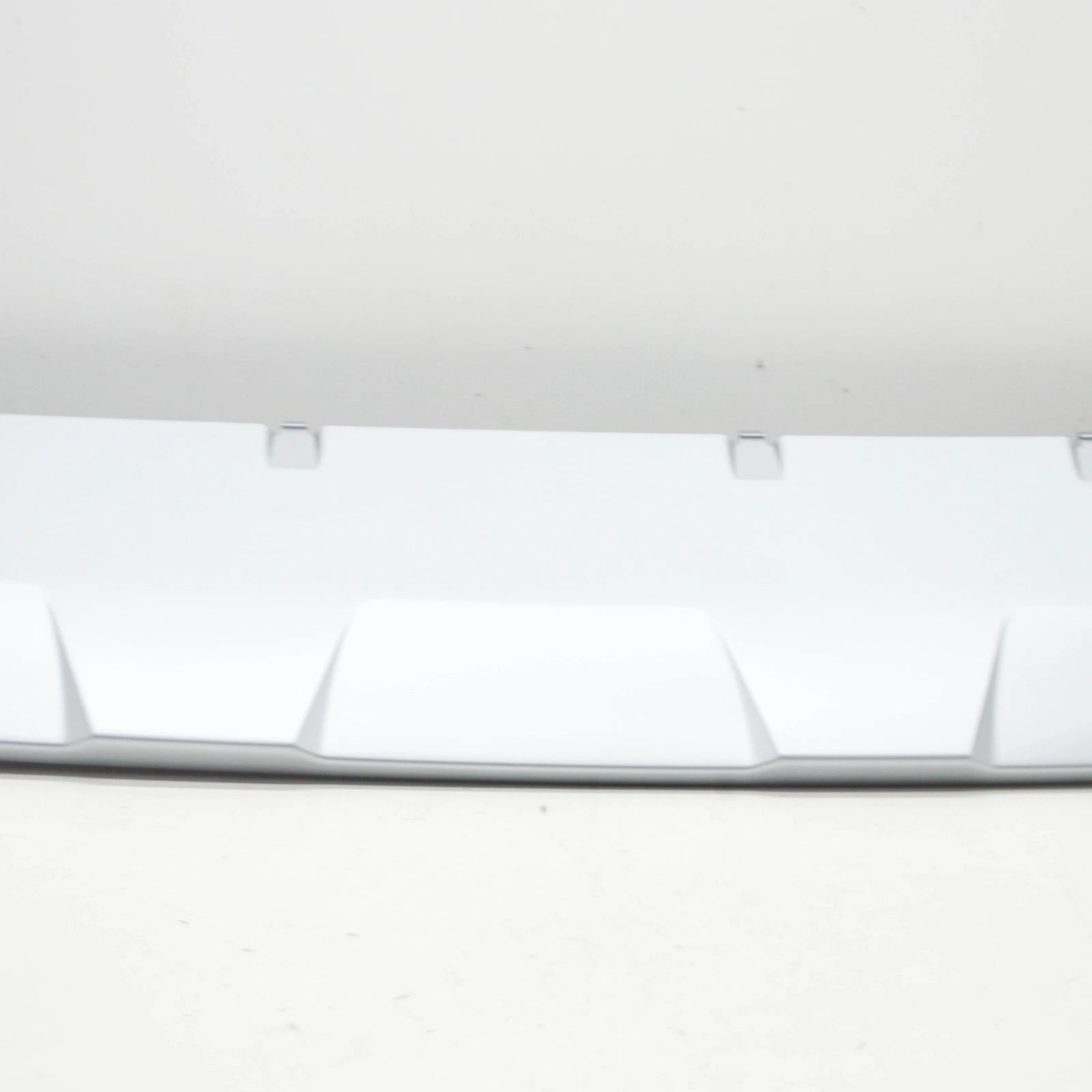 NEW BMW X1 F48 FRONT BUMPER TRIM 51117954213 ORIGINAL