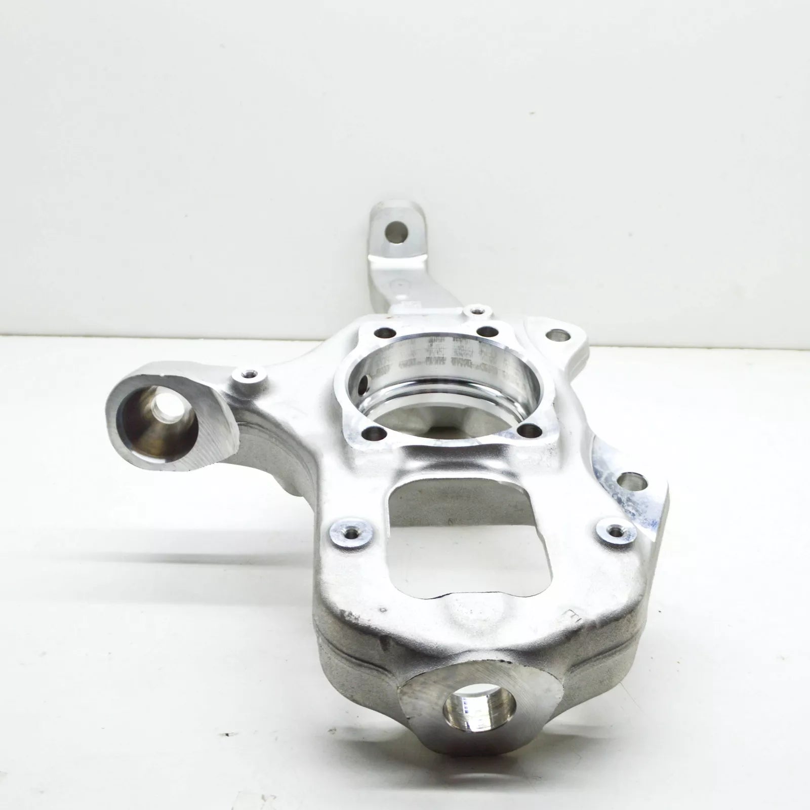 NEW MB GLE W167 AMG FRONT LEFT WHEEL HUB SPINDLE KNUCKLE A1673323500 ORIGINAL