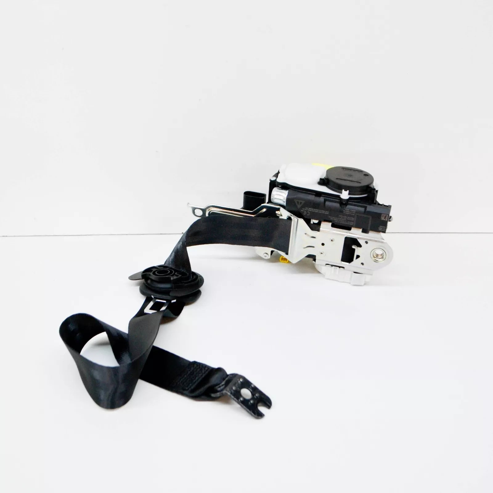 NEW VW GOLF VII 5G MK7 FRONT LEFT SEATBELT LHD 5G4857705MRAA ORIGINAL