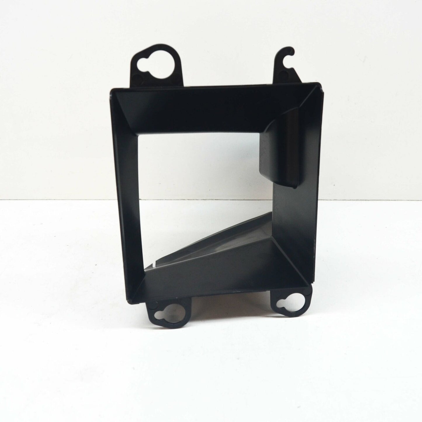 NEW AUDI A6 AVANT S6 C8 FRONT LEFT AIR GUIDE DUCT 4K0121333A ORIGINAL