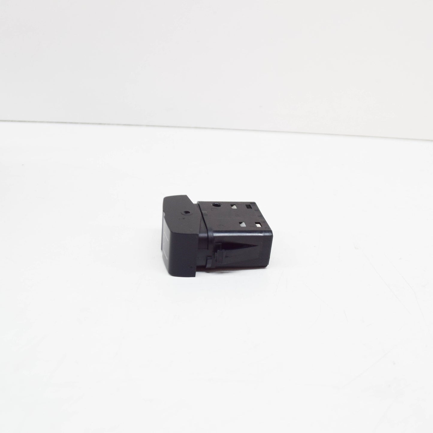 NEW MB SPRINTER W906 INSTRUMENT PANEL ROCKER SWITCH BUTTON A0095454007 ORIGINAL