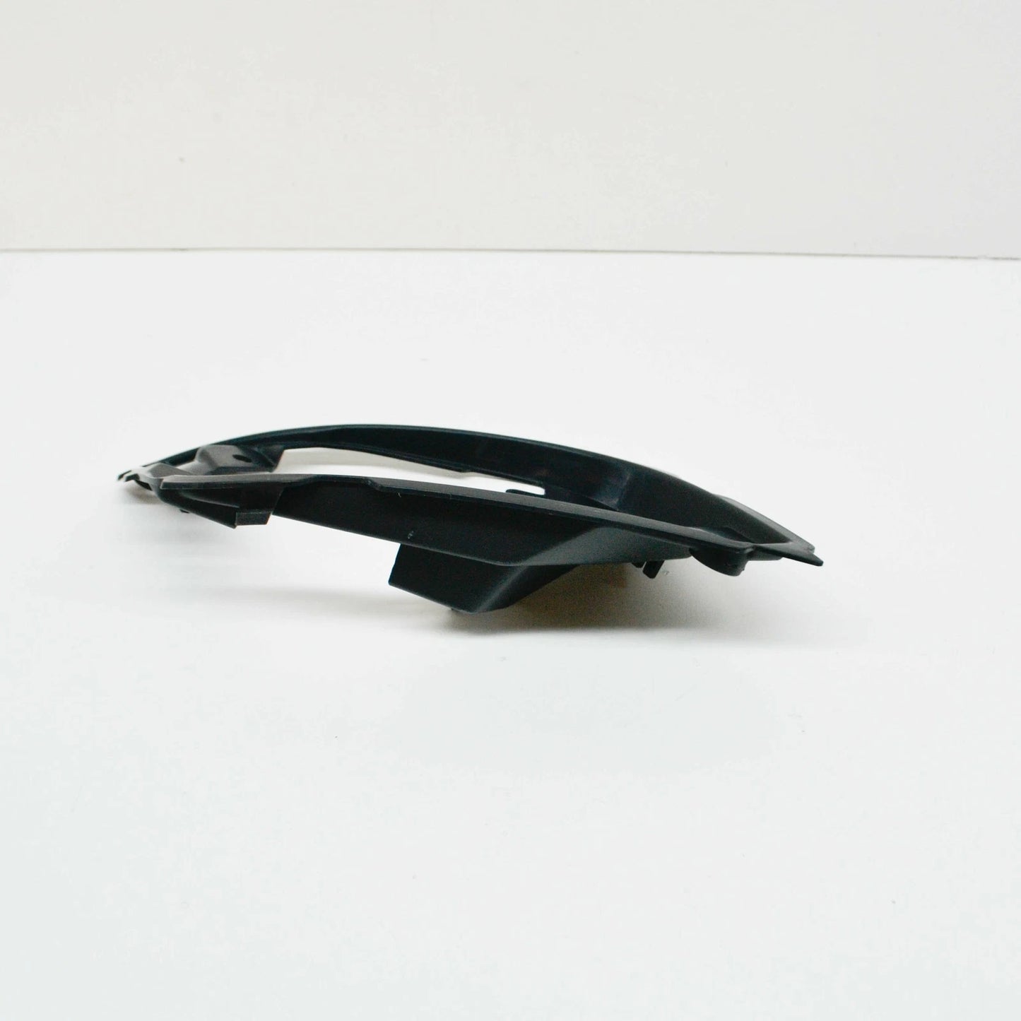 NEW MERCEDES BENZ ML W164 FOG LIGHT RIGHT BRACKET SUPPORT A1648890414