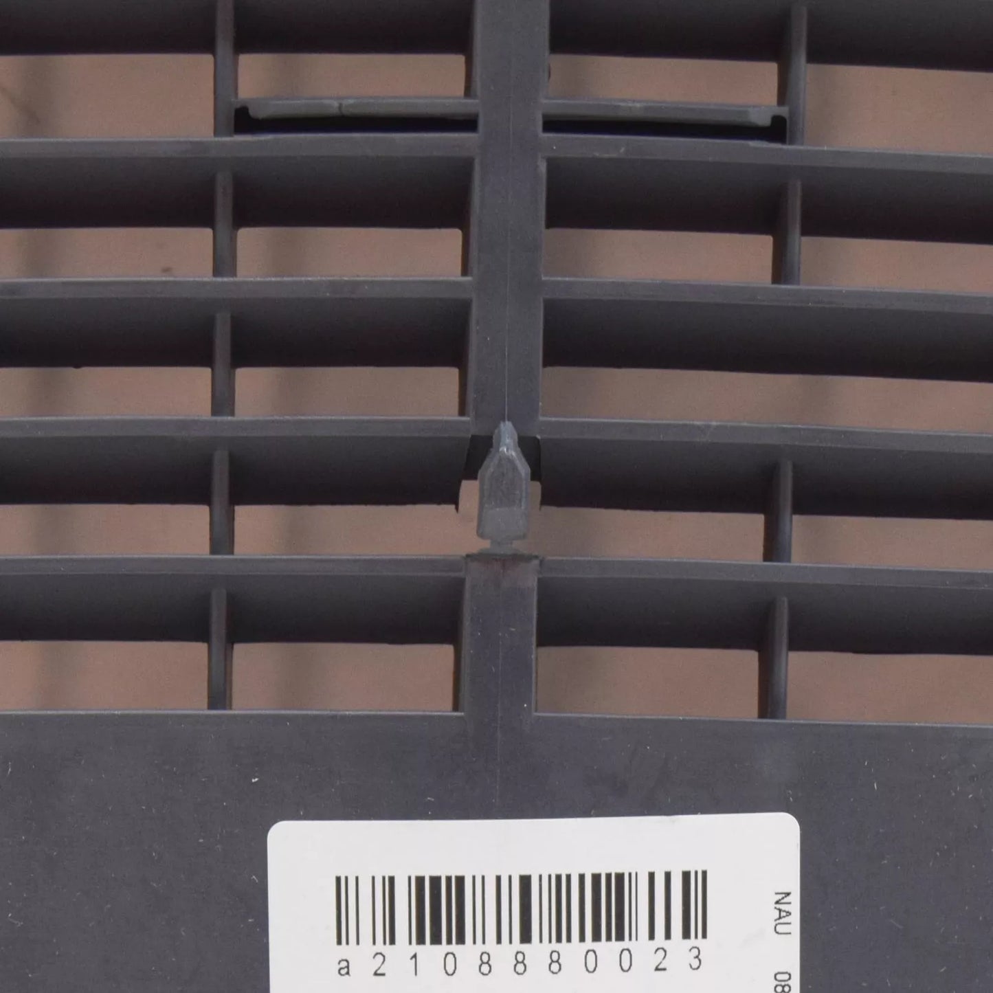 NEW MERCEDES-BENZ E-CLASS W210 RADIATOR GRILLE SHELL A2108880023 ORIGINAL