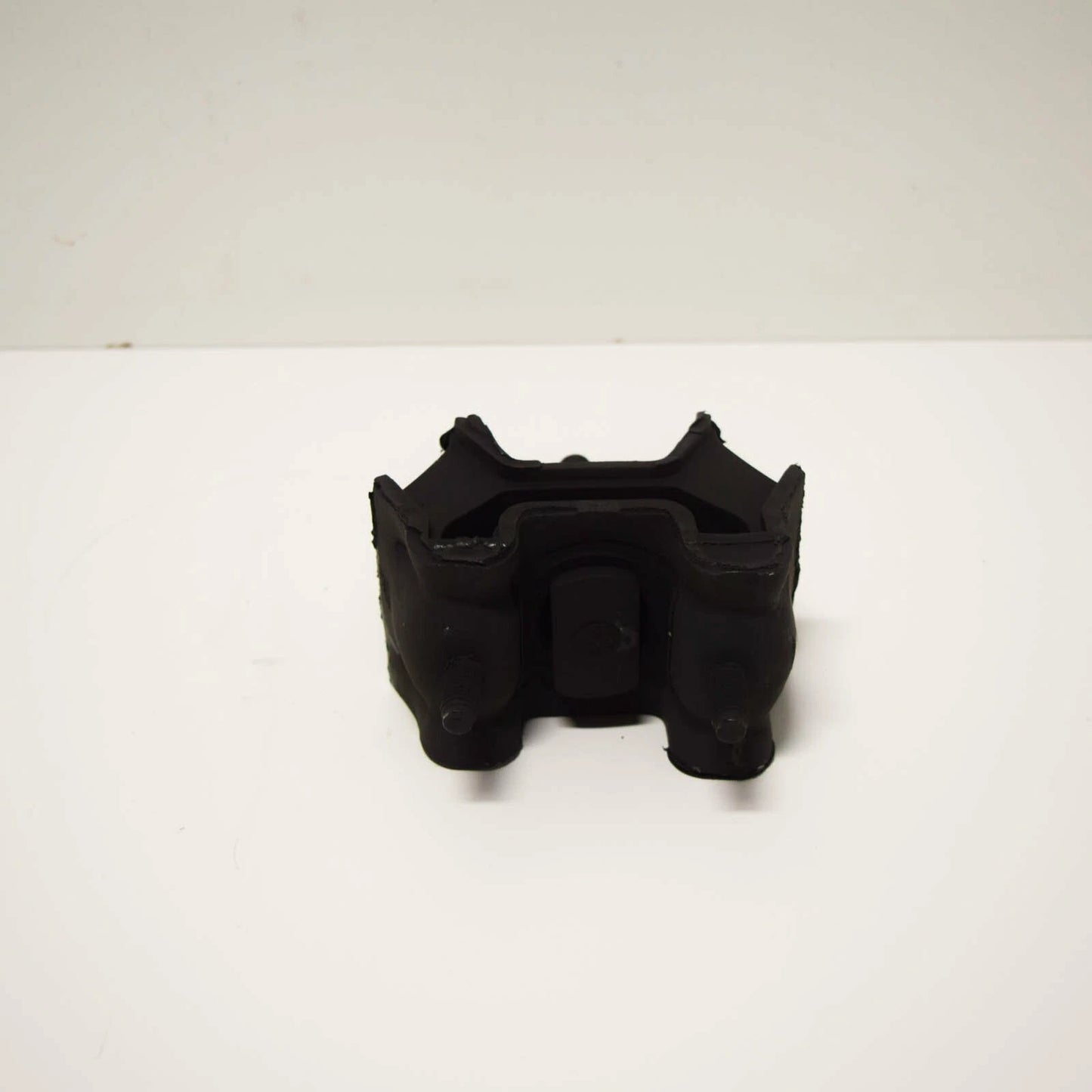 NEW MERCEDES-BENZ ML W163 ENGINE RUBBER MOUNTING A1632400217 ORIGINAL