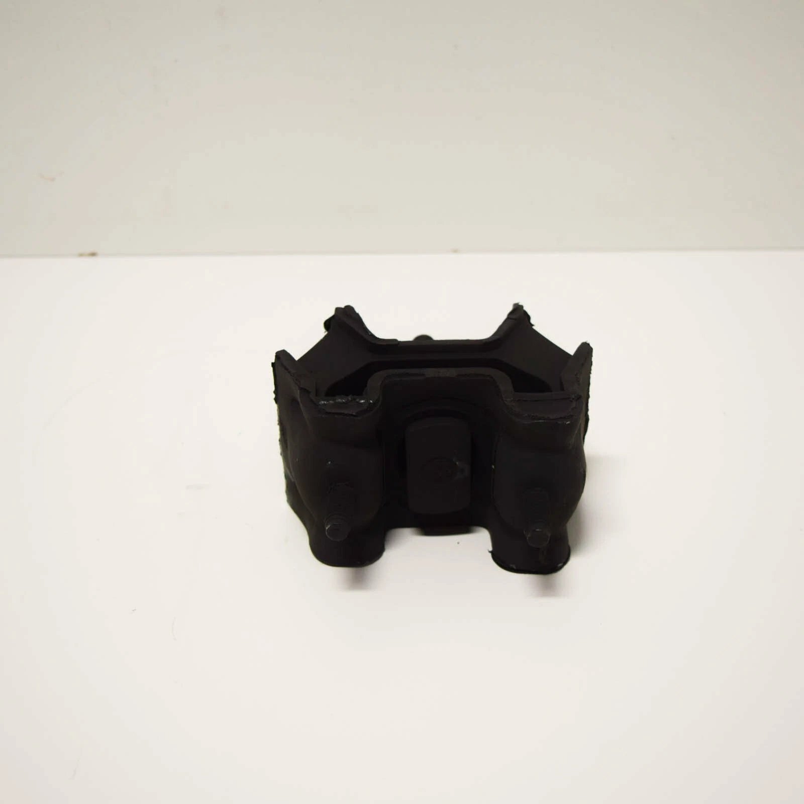 NEW MERCEDES-BENZ ML W163 ENGINE RUBBER MOUNTING A1632400217 ORIGINAL