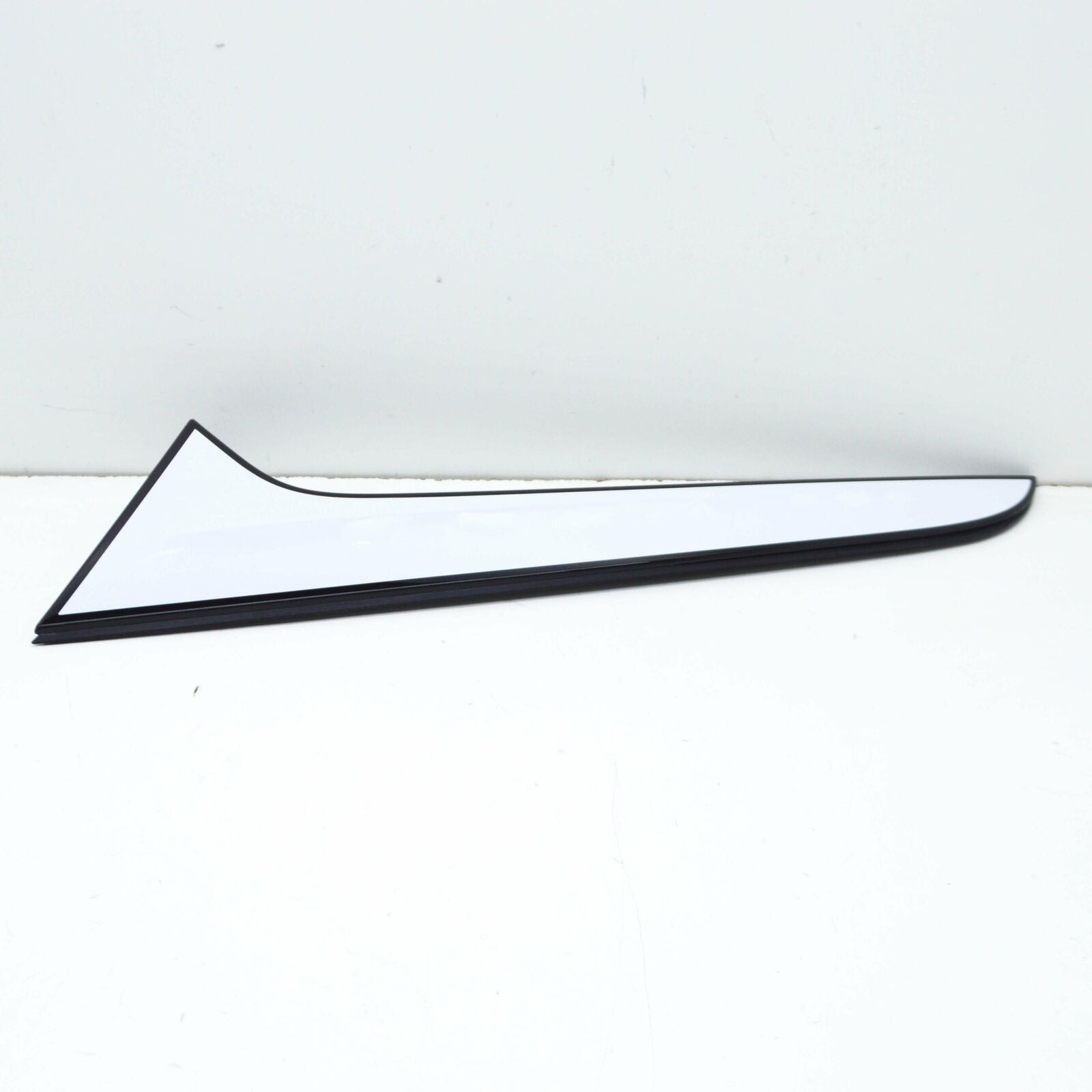 NEW AUDI A4 ALLROAD B9 REAR LEFT BACK GLASS DEFLECTOR 8W9854871B5FQ ORIGINAL