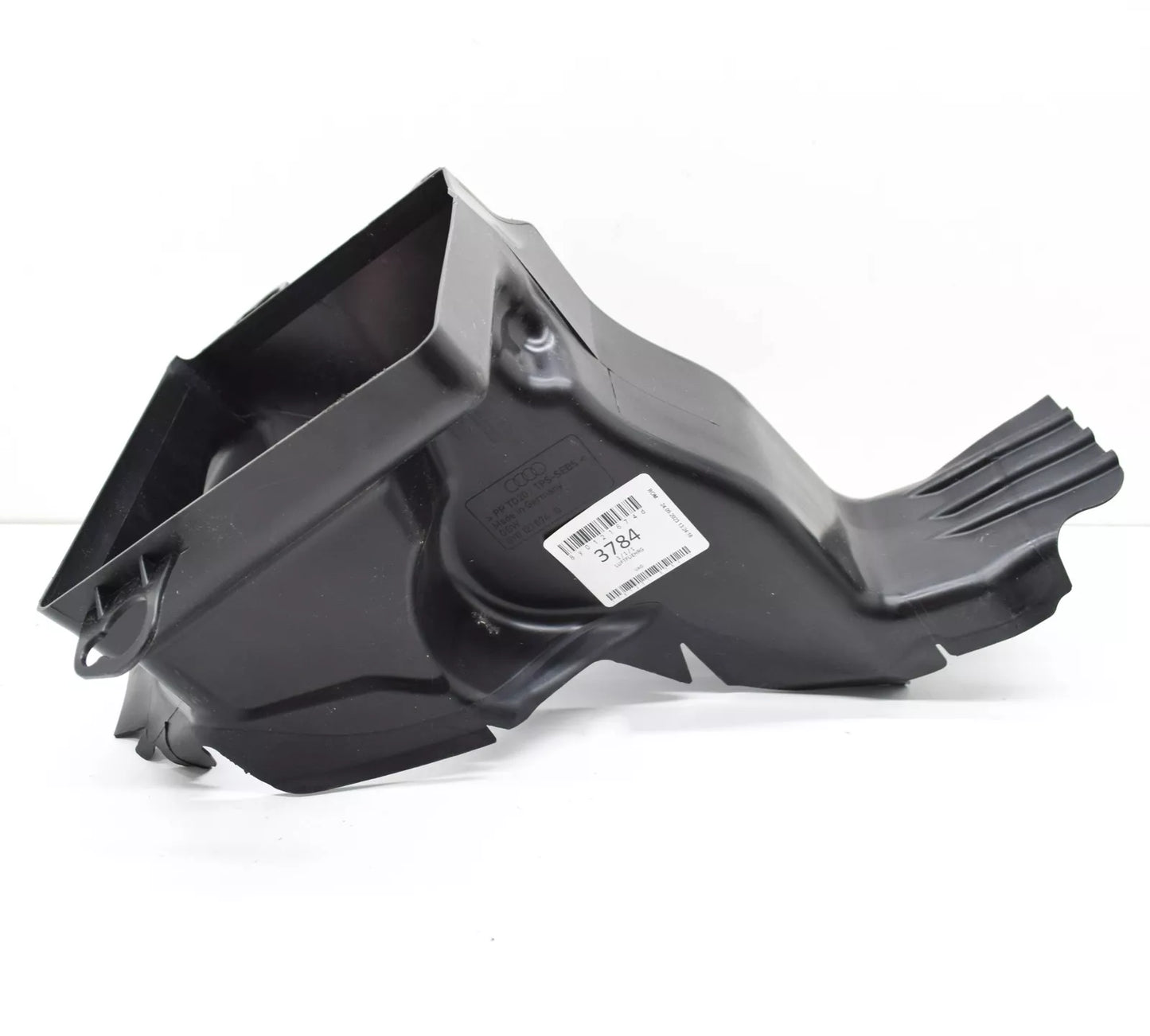 NEW AUDI A3 SPORTBACK 8YA RADIATOR RIGHT AIR GUIDE DUCT 8Y0121674D ORIGINAL