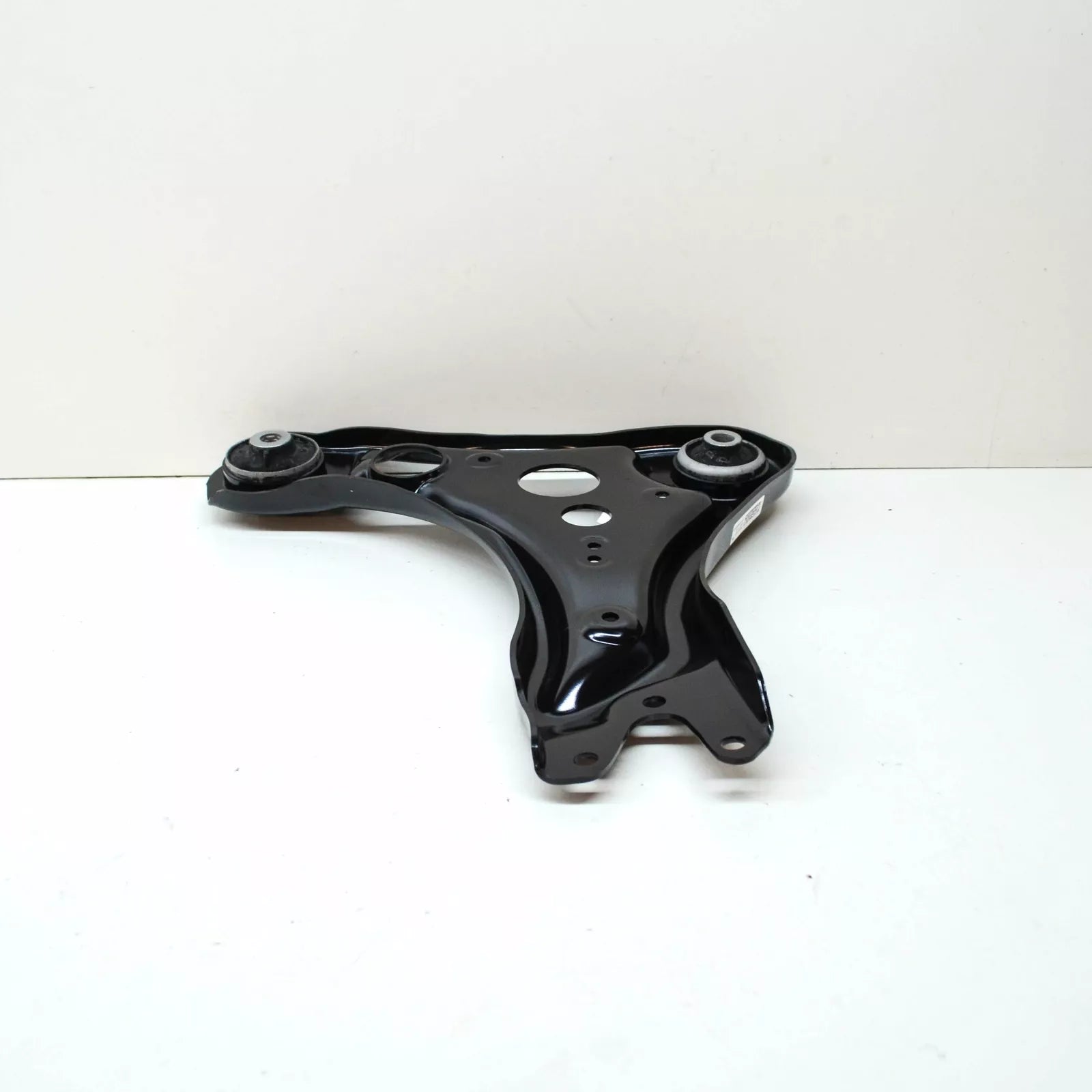 NEW VOLKSWAGEN ID.3 FRONT RIGHT LOWER WISHBONE CONTROL ARM 1EA407152B ORIGINAL