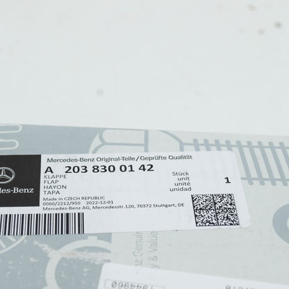 NEW MERCEDES-BENZ C W203 REAR FENDER PRESSURE VENT A2038300142 ORIGINAL