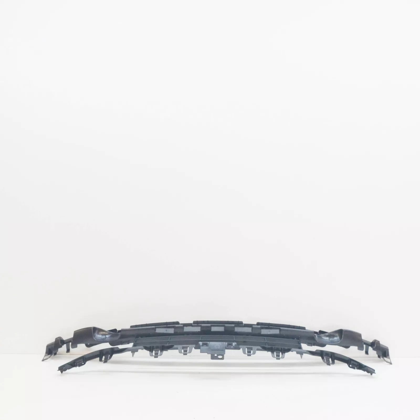 NEW BMW 4 F36 FRONT BUMPER CENTER AIR INLET TRIM 51117294657 7294657 2016