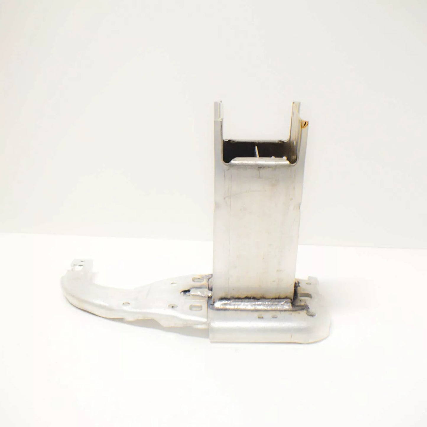 NEW AUDI A6 C7 FRONT BUMPER REINFORCEMENT LEFT BRACKET 4G0807133F