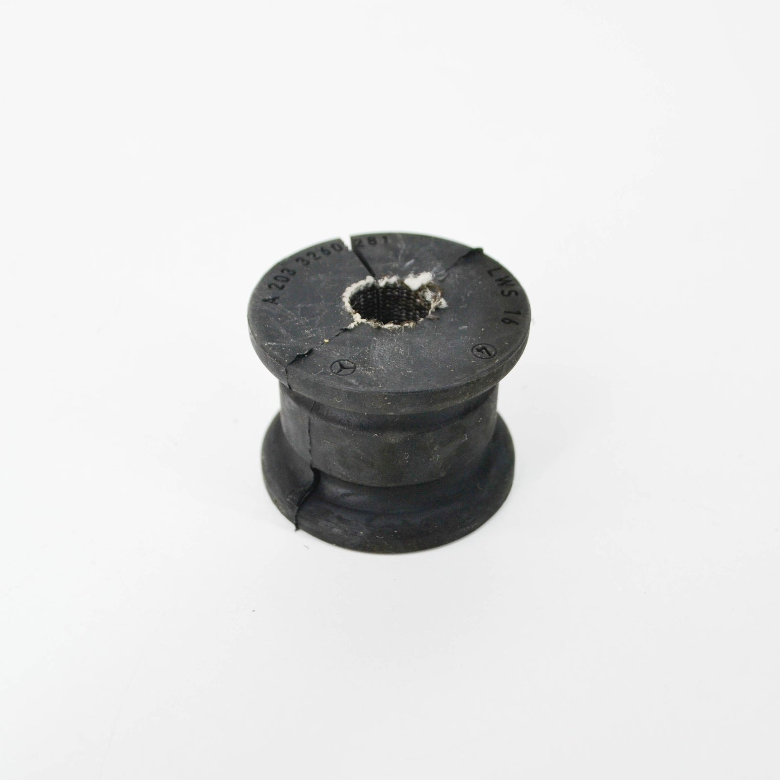 NEW MERCEDES-BENZ C W203 REAR TORSION BAR RUBBER BUSHING A2033260281 ORIGINAL