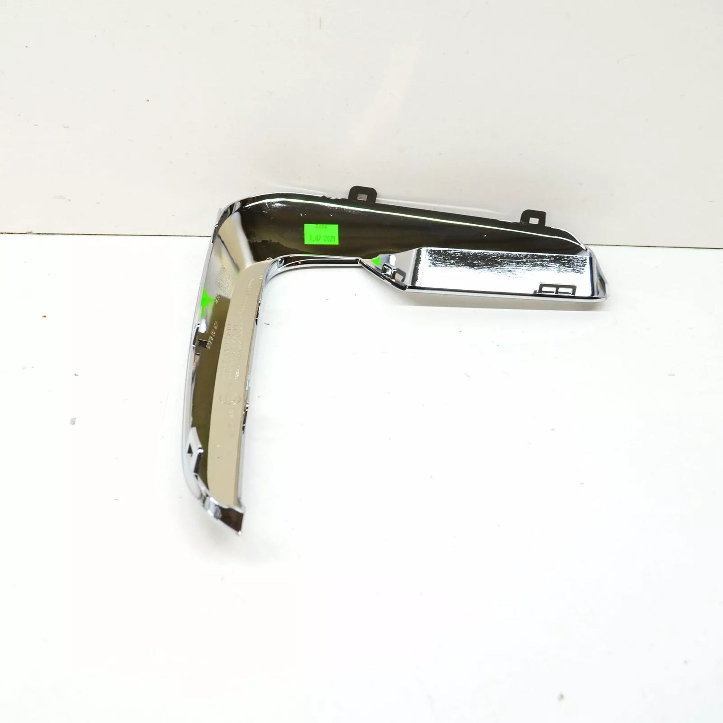 NEW BMW 7 G11 G12 M FRONT BUMPER RIGHT TRIM 51118079586 ORIGINAL