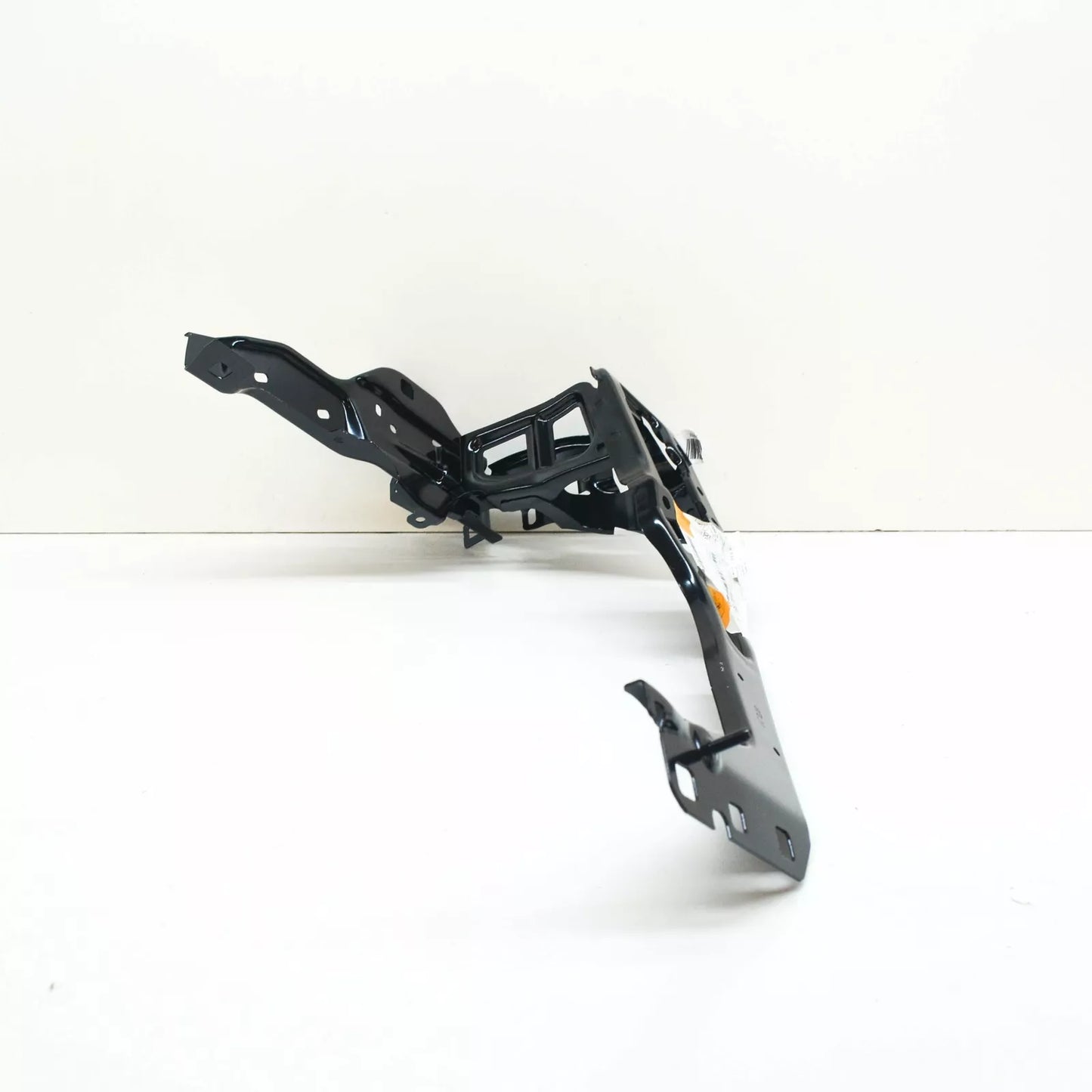 NEW BMW 1 F40 FRONT LEFT RADIATOR SUPPORT TIE BAR EXTENSION 51647459881 ORIGINAL