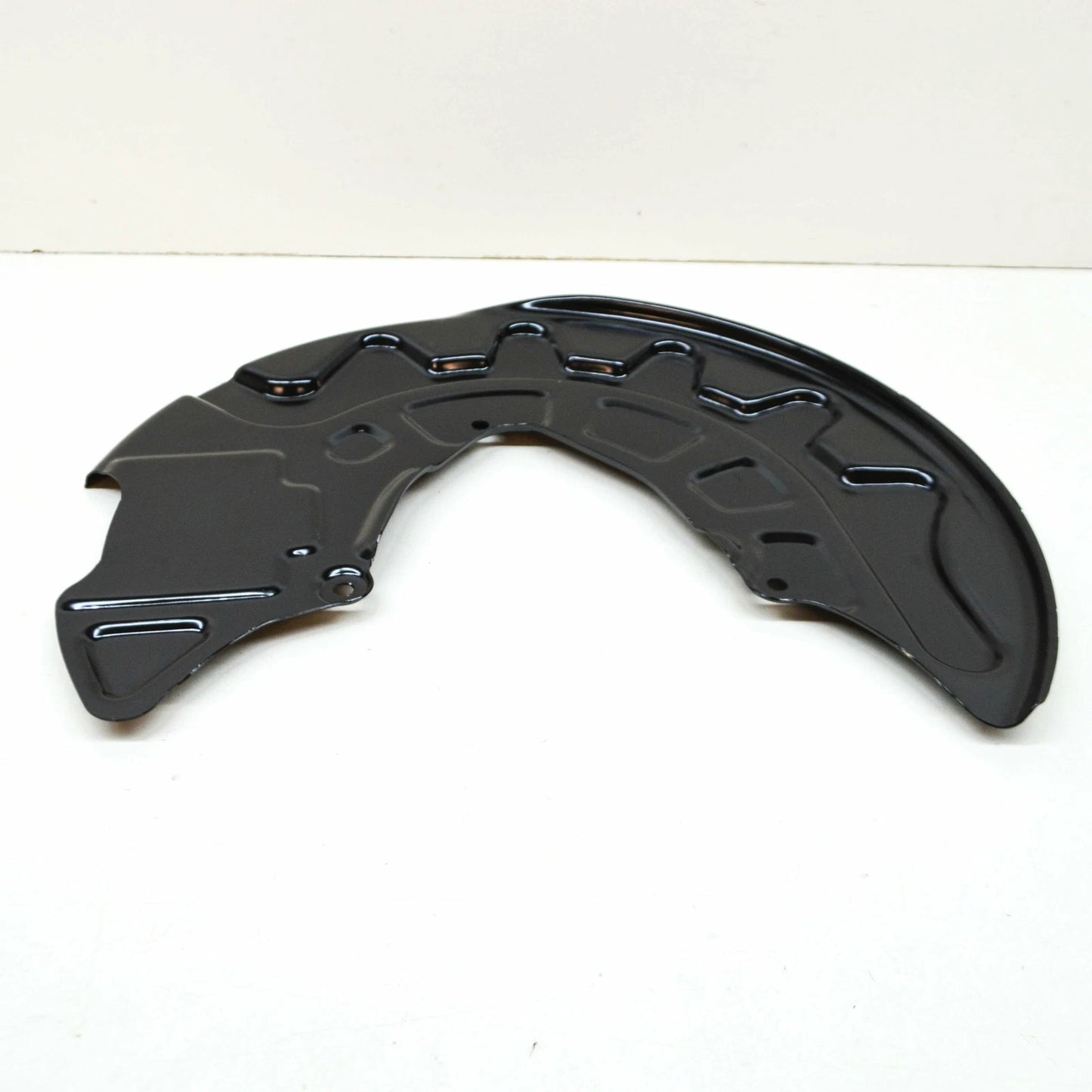 NEW AUDI A3 8V FRONT RIGHT BRAKE DISC COVER PLATE 5Q0615312F 2016 ORIGINAL