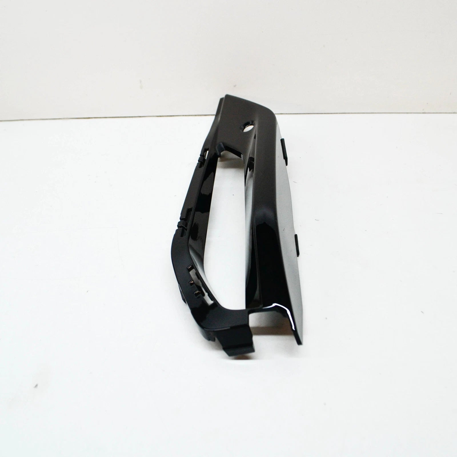 NEW BMW X7 G07 M FRONT BUMPER FOG LIGHT GRILLE TRIM 51118074260 ORIGINAL