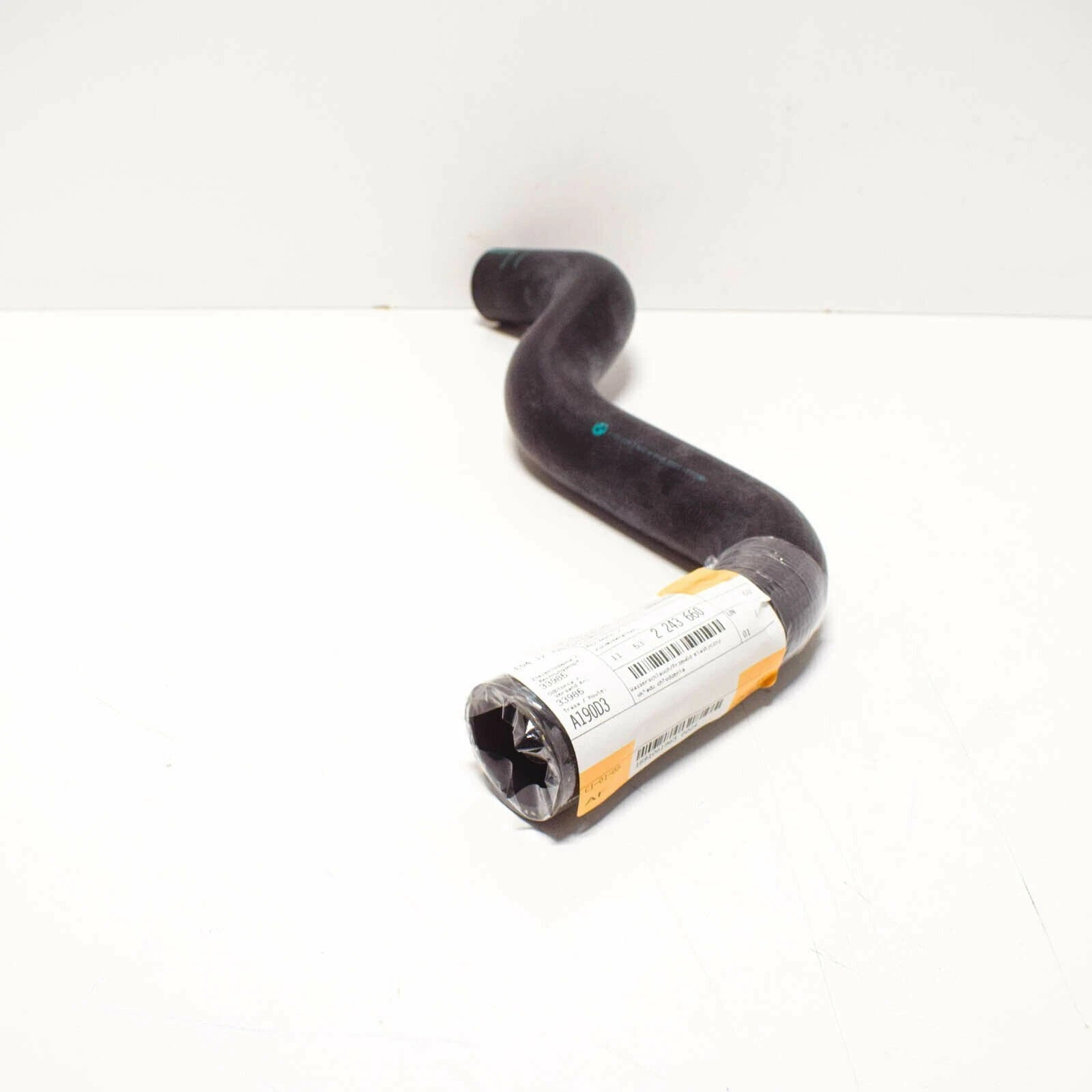 NEW BMW 5 E34 2.5TDS COOLING SYSTEM WATER HOSE 11532243660 ORIGINAL