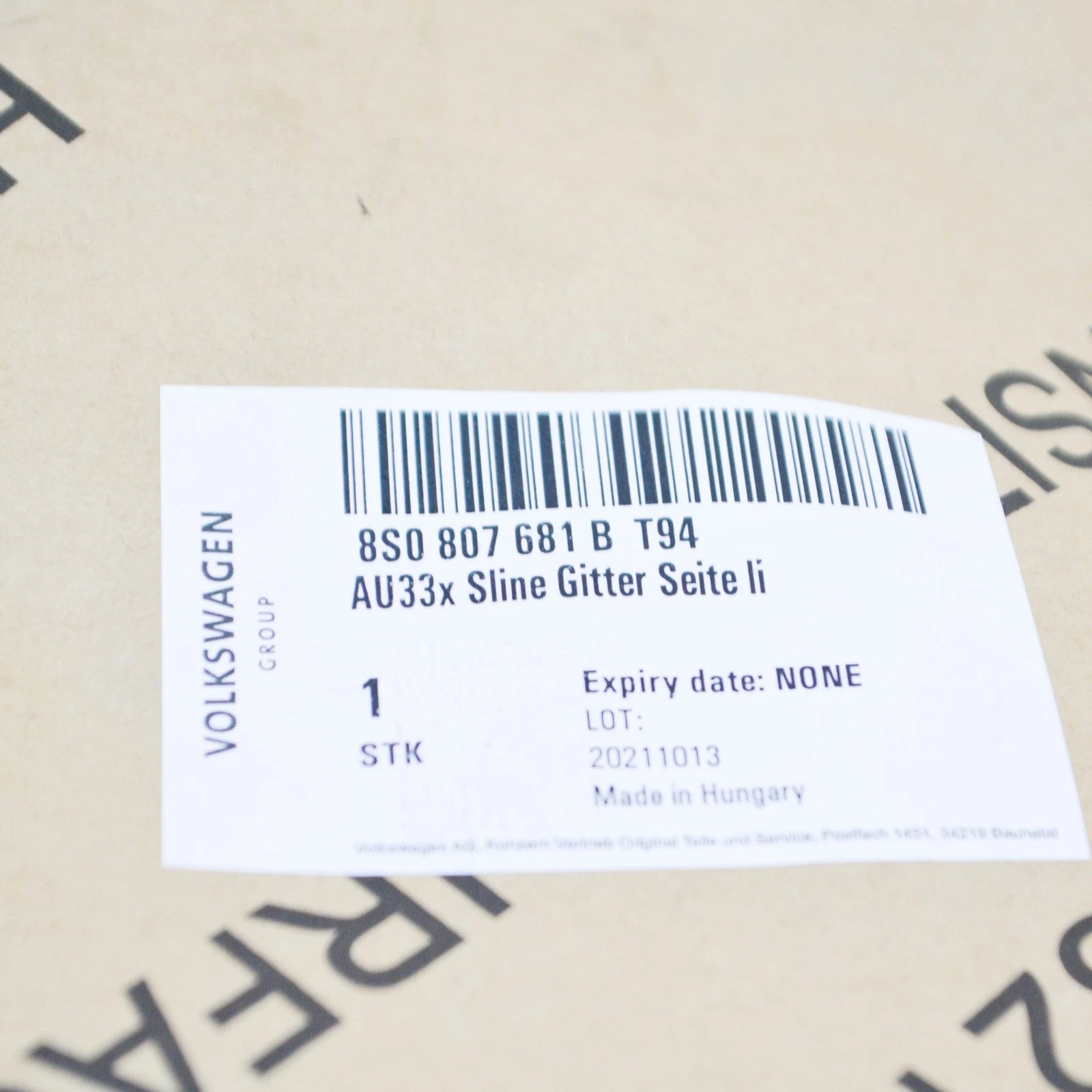 NEW AUDI TT FV FRONT LEFT AIR GUIDE GRILLE 8S0807681B T94 8S0807681BT94