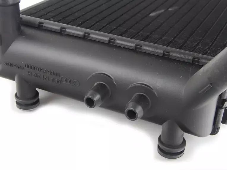 NEW AUDI A4 8E B7 RIGHT AUXILIARY RADIATOR 8E0121212H ORIGINAL