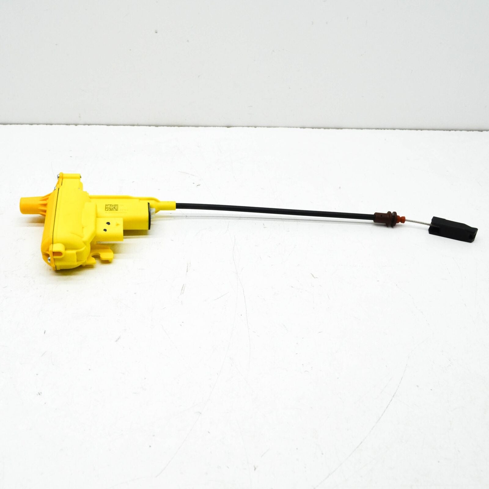 NEW MERCEDES-BENZ E W213 REAR RIGHT DOOR CLOSING ELEMENT A2137600600 ORIGINAL