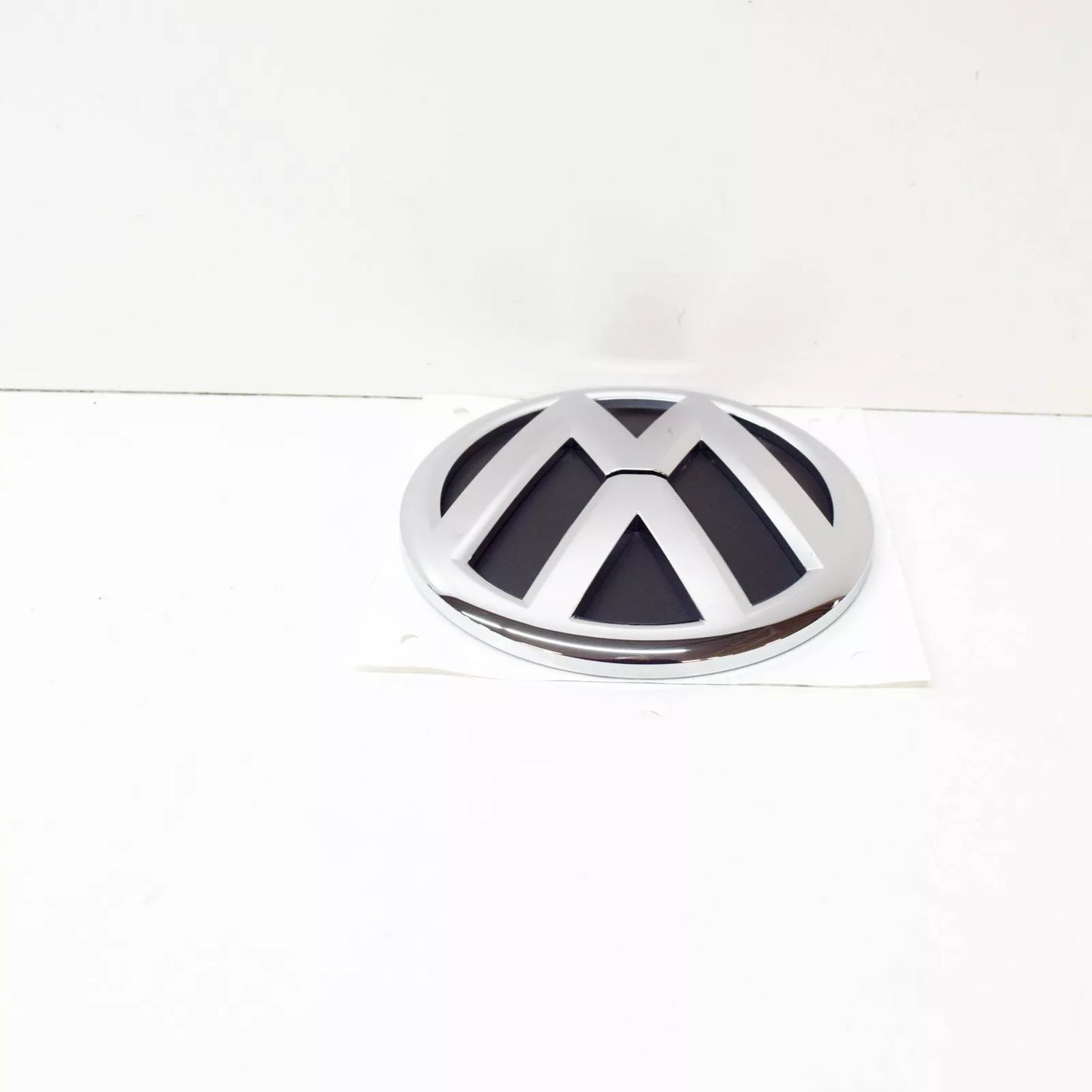 NEW VOLKSWAGEN CADDY 2K REAR EMBLEM BADGE 2K5853630AULM ORIGINAL