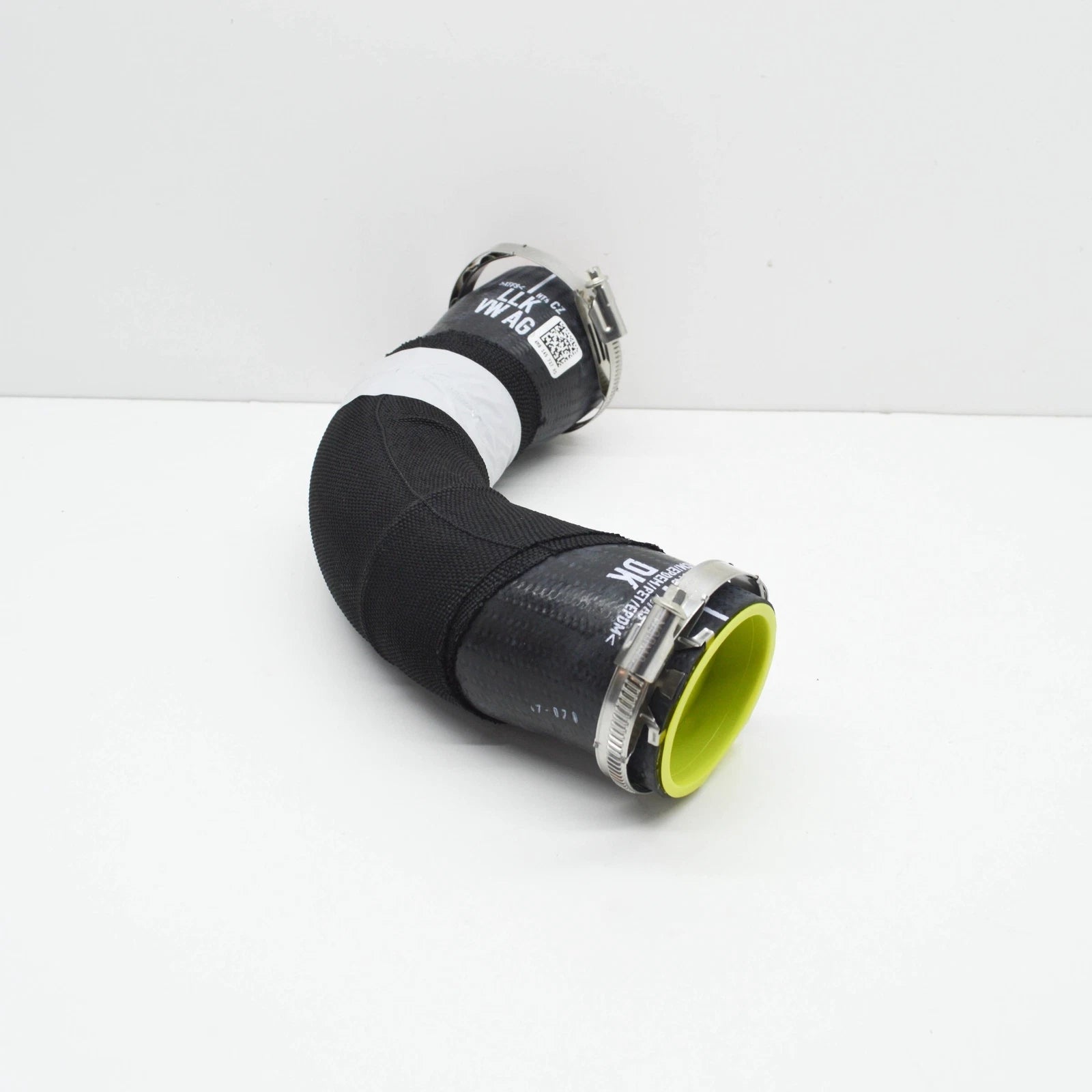 NEW AUDI Q7 4M ENGINE PRESSURE HOSE 4M0145737AS