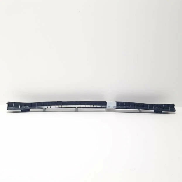 NEW AUDI Q5 8R FRONT BUMPER LOWER GRILL 8R0807647B01C 2015