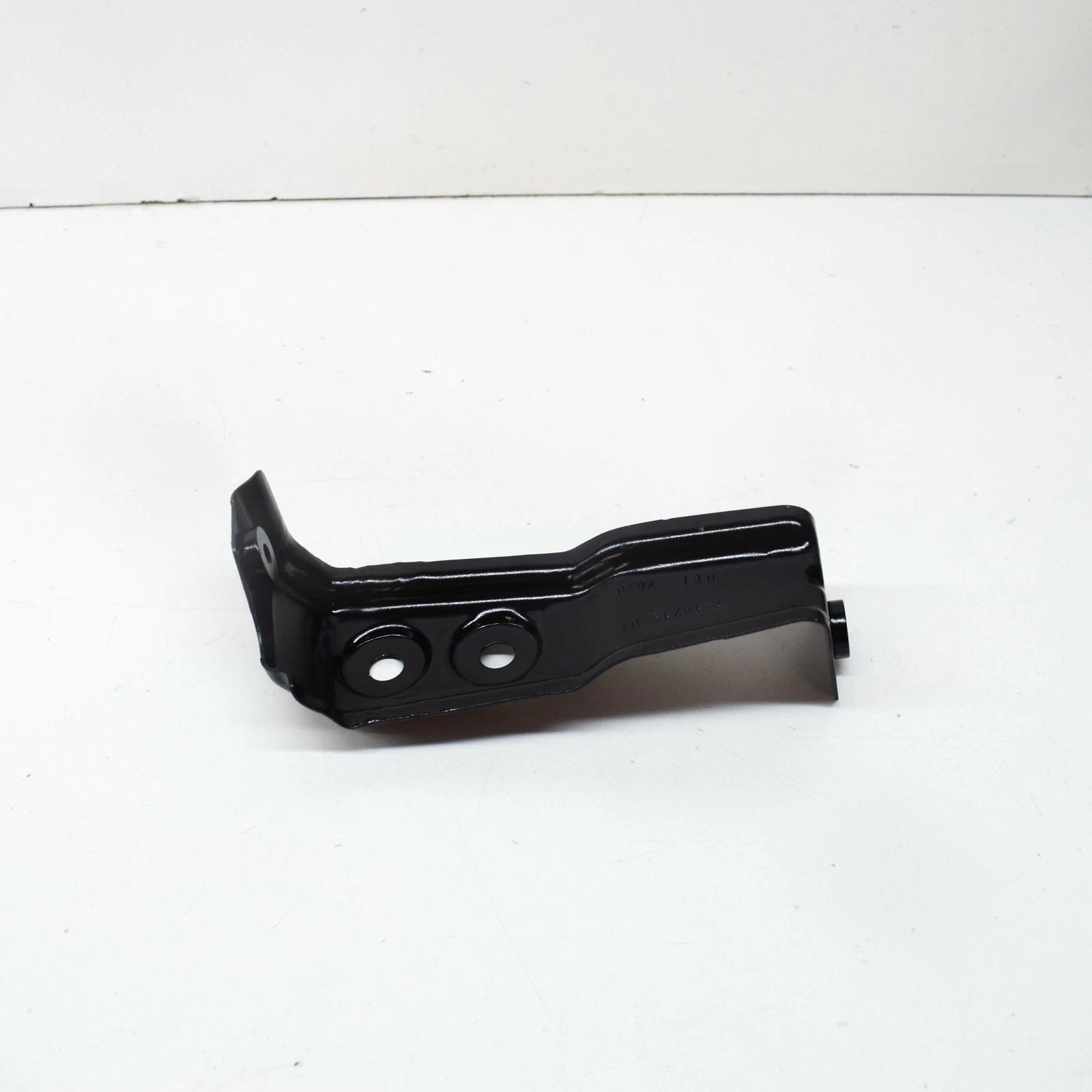 NEW BMW X5 G05 FRONT RIGHT FENDER HOLDER BRACKET 41007492368 ORIGINAL