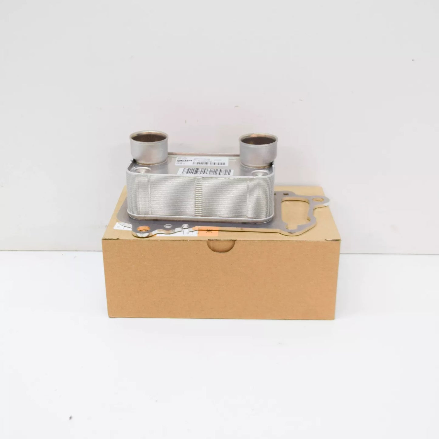 NEW BMW 1 E81 OIL FILTER HEAT EXCHANGER 11427802113 ORIGINAL