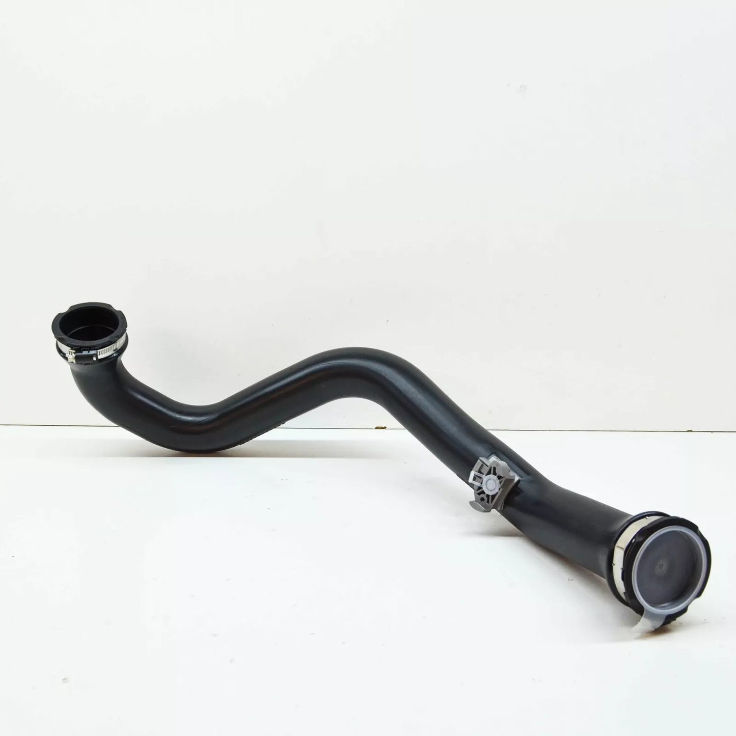 NEW AUDI A5 CABRIO 8W6 LEFT INTERCOOLER TURBOCHARGER HOSE 8W0145673AM