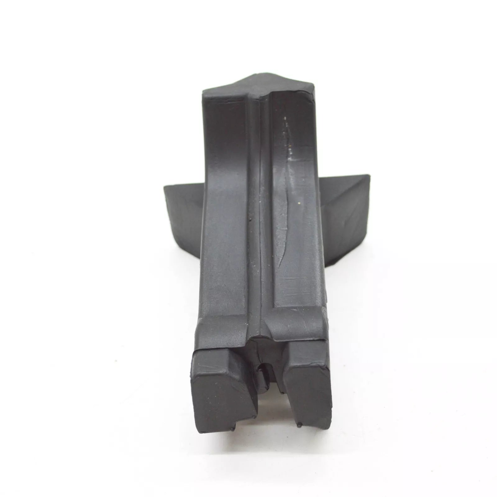 NEW VOLKSWAGEN TIGUAN AD WATER BOX RIGHT SOUND ABSORBER 5NA864760A ORIGINAL