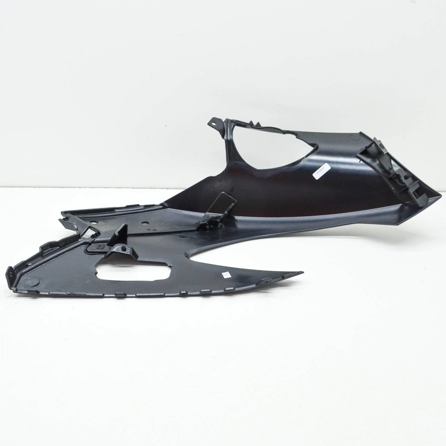 NEW BMW K61 K 1600 BAGGER RIGHT UPPER TRIM SECTION 46638564660 ORIGINAL