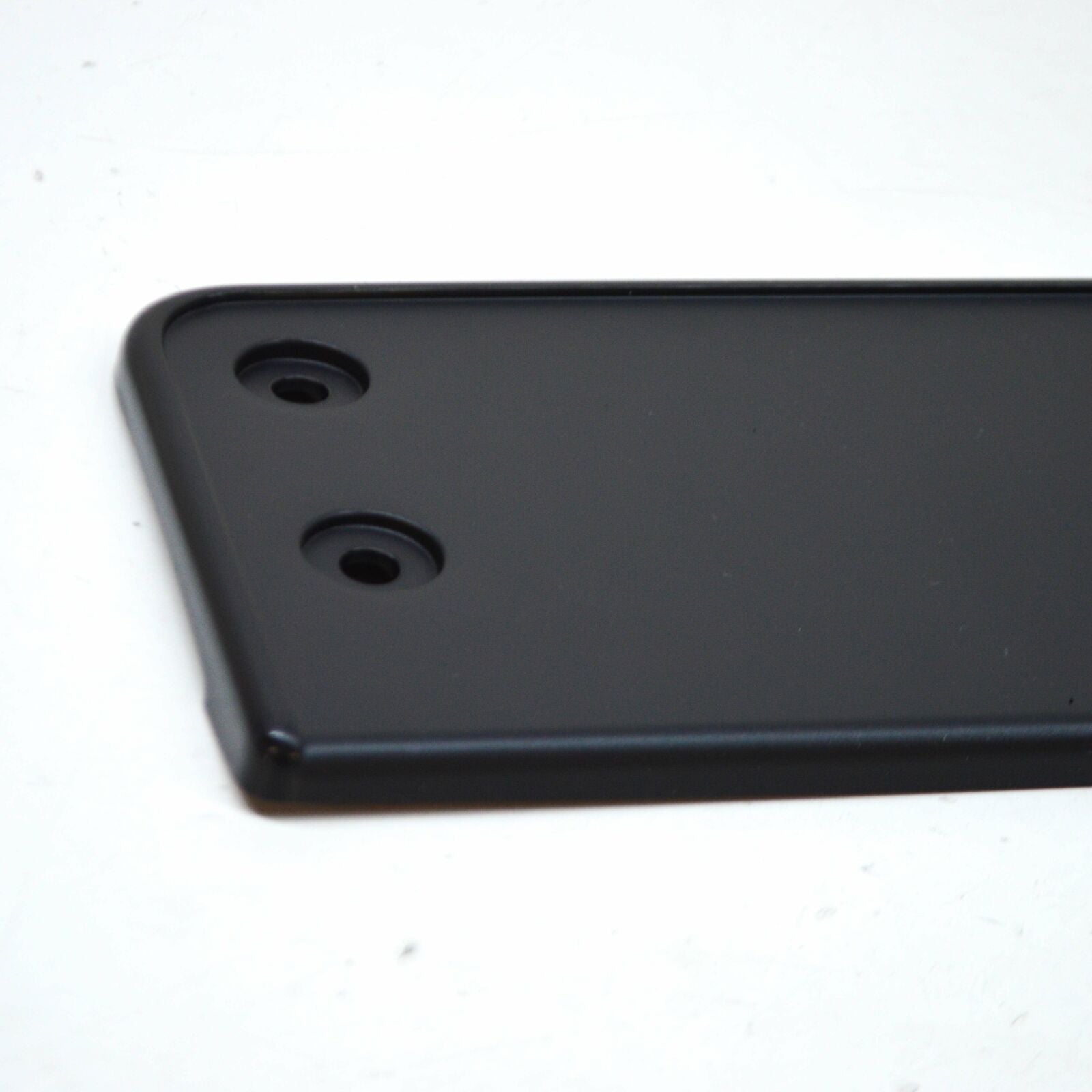 NEW VOLKSWAGEN PASSAT B8 FRONT BUMPER LICENSE PLATE HOLDER 3G08072879B9 ORIGINAL