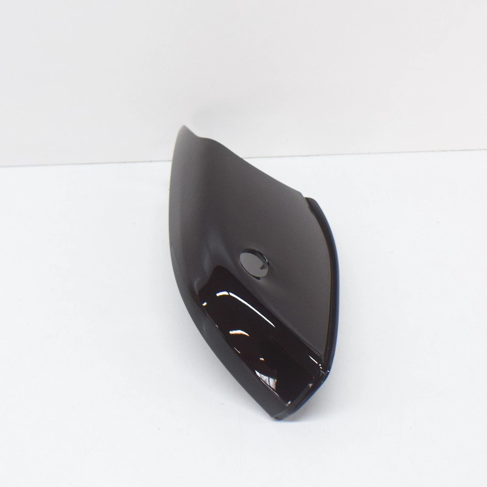 NEW BMW 5 GT F07 RIGHT WING MIRROR LOWER COVER 51167308656 67308656 2015