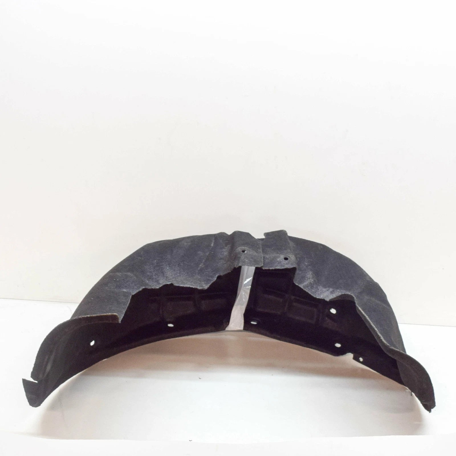 NEW AUDI A4 B8 REAR RIGHT FENDER ARCH LINER  8K0810172C