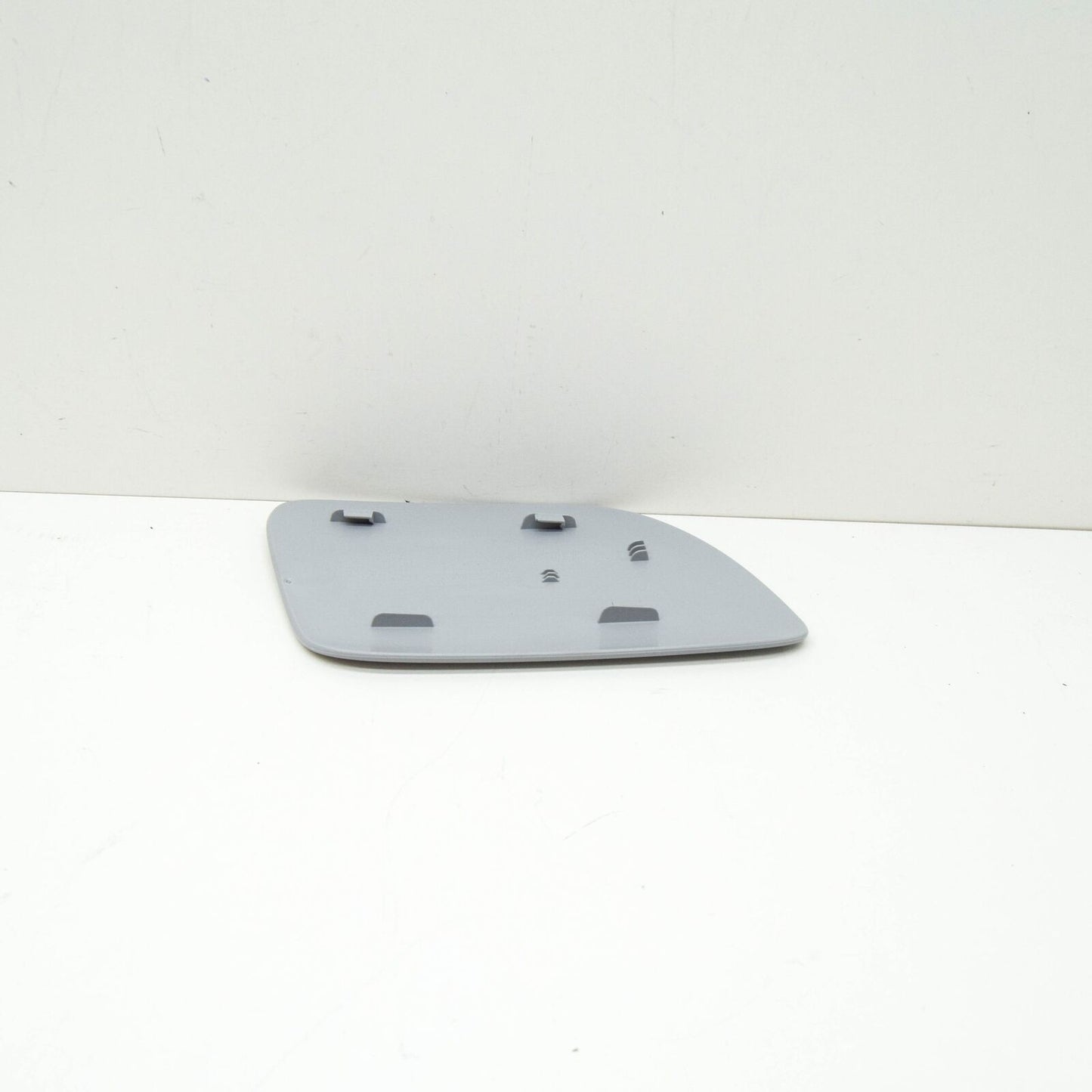 NEW MB E W213 REAR BUMPER CHARGING PLUG SOCKET CAP A2138850026 ORIGINAL