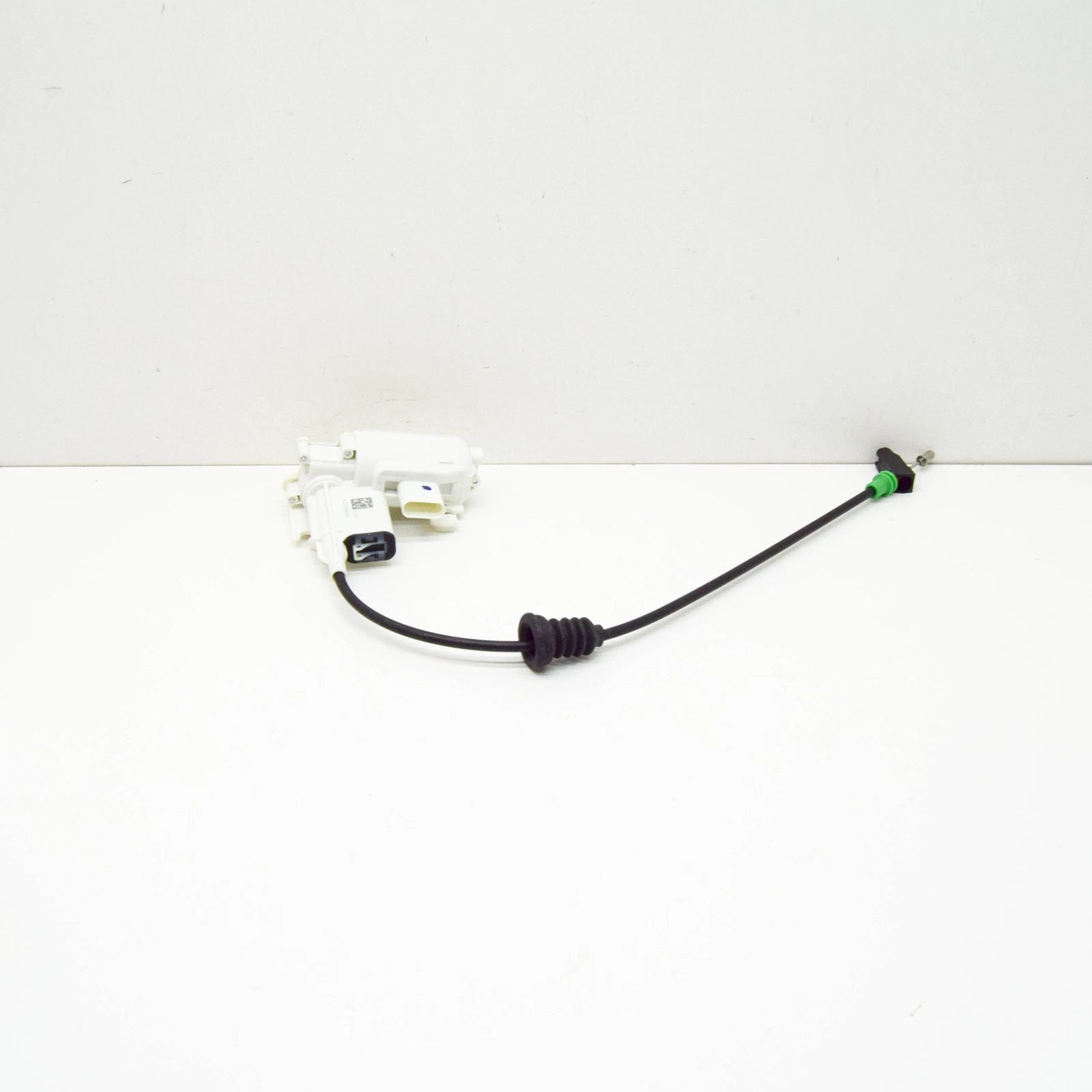 NEW MERCEDES-BENZ E W213 FRONT LEFT DOOR CLOSING ASSIST A2137600300 ORIGINAL