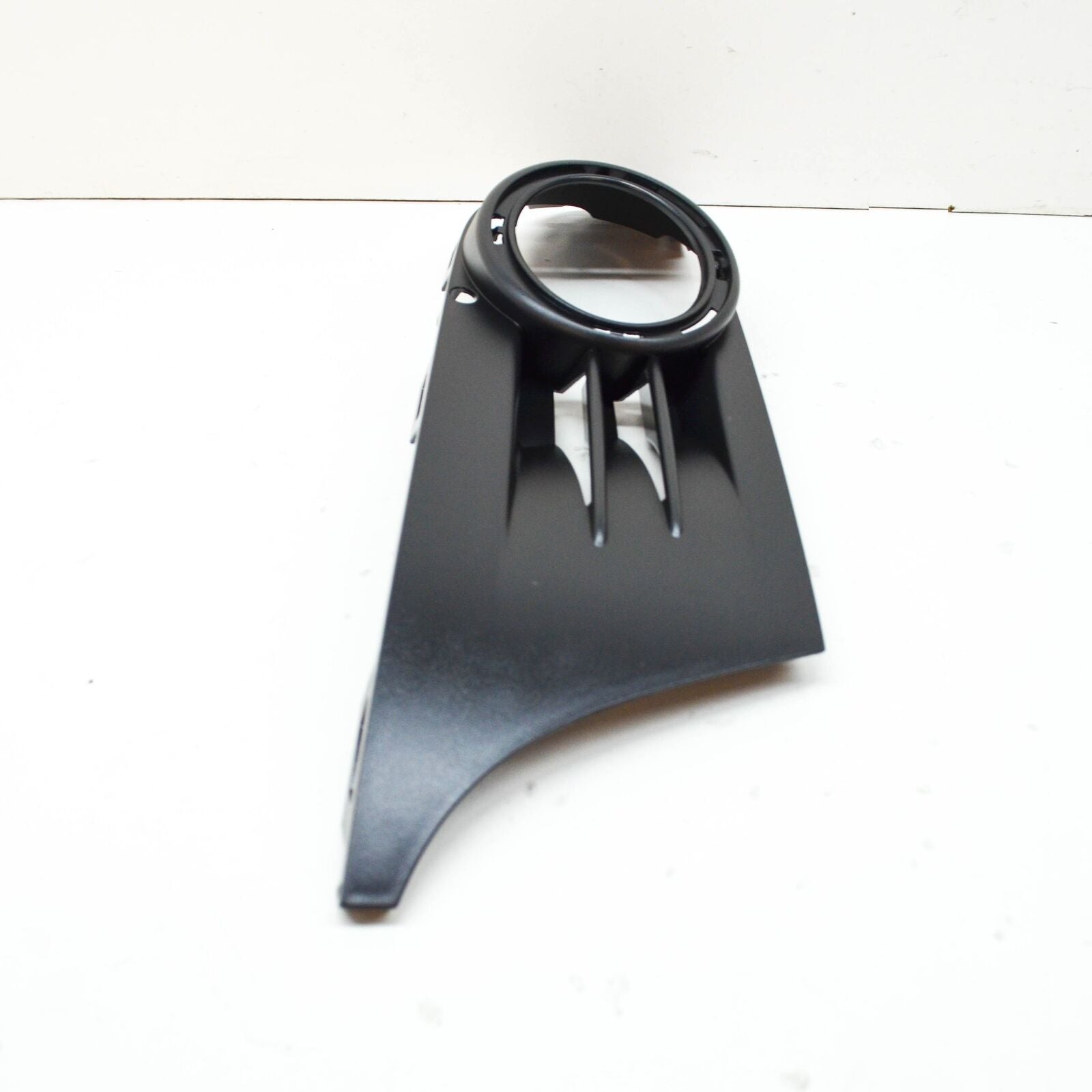 NEW VOLKSWAGEN GOLF PLUS FOG LIGHT GRILL FRONT RIGHT 5M0853666K9B9 2014 ORIGINAL