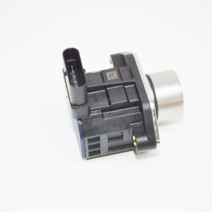 NEW MERCEDES-BENZ GLA X156 ENGINE SOLENOID VALVE A2709820000 ORIGINAL